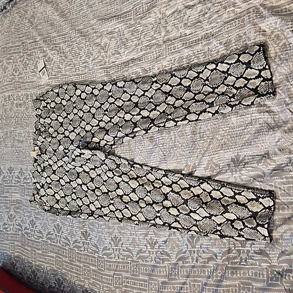 NWT Michael Kors Snake Print Jeggings - Picture 7 of 12
